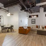 Huge Luxury Loft Ac Roof Deck