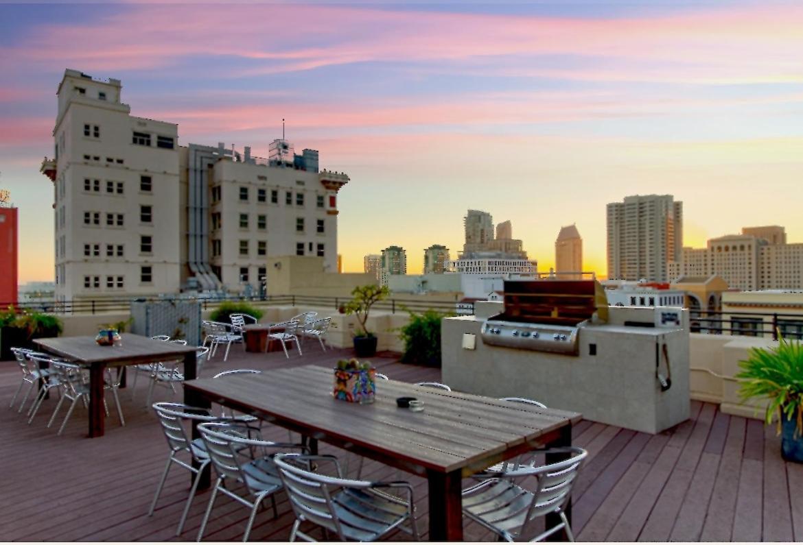 Huge Luxury Loft Ac Roof Deck *
